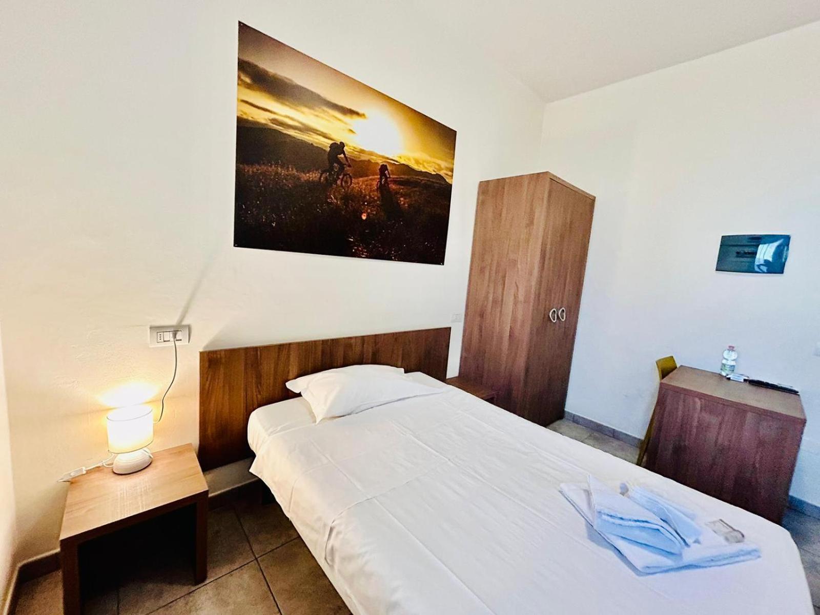 Hotel Bed & Bike Cesena Exterior photo